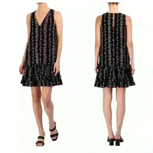 BCBG Paris Black and White
Floral Shift Dress